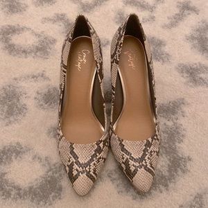 Crown Vintage Snakeskin Heels